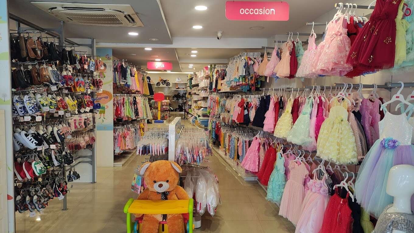 Babyhug Store - Chrompet